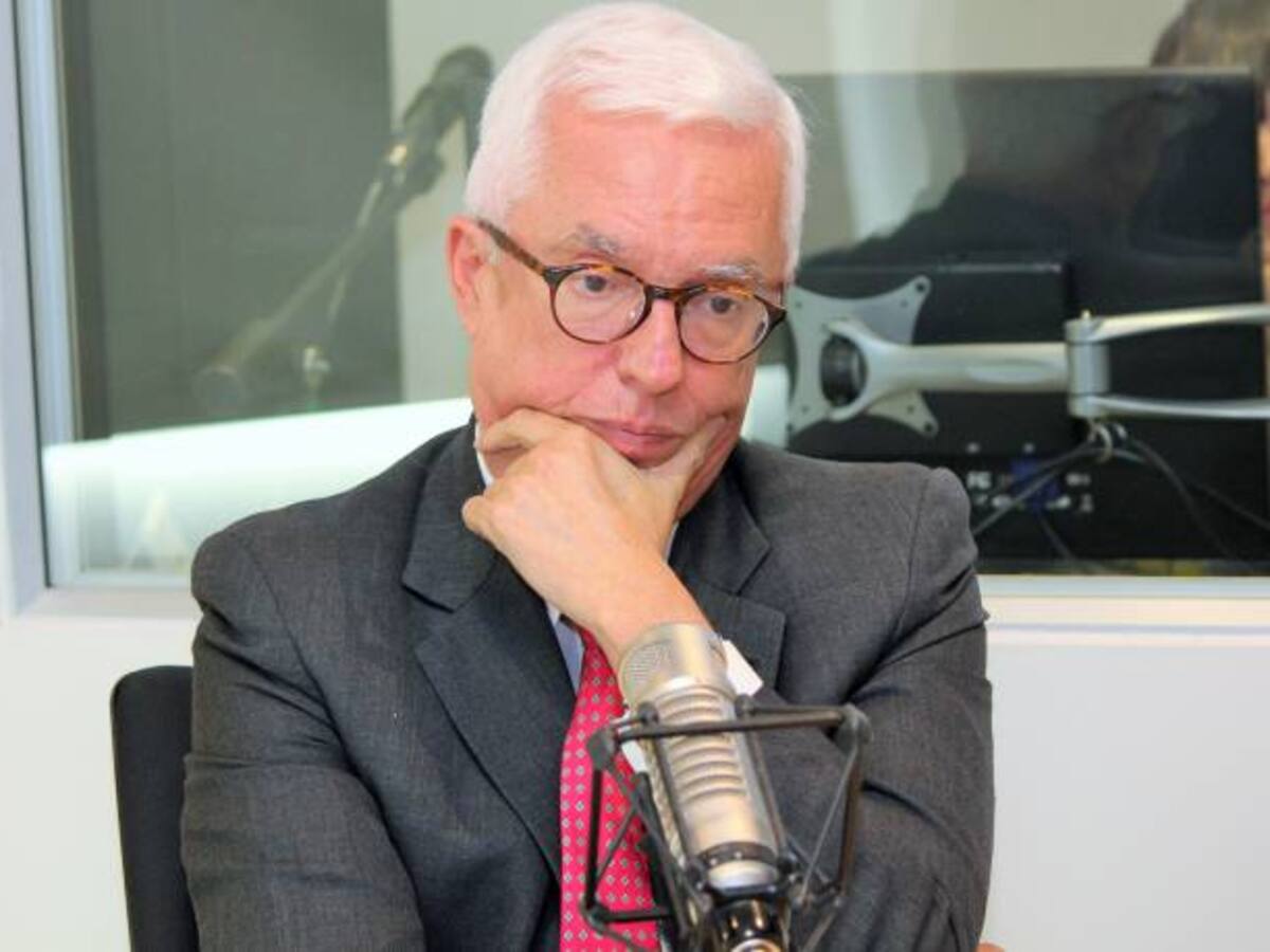 Se han quedado solos los que afirmaban que no había corrupción en el caso Reficar: Robledo