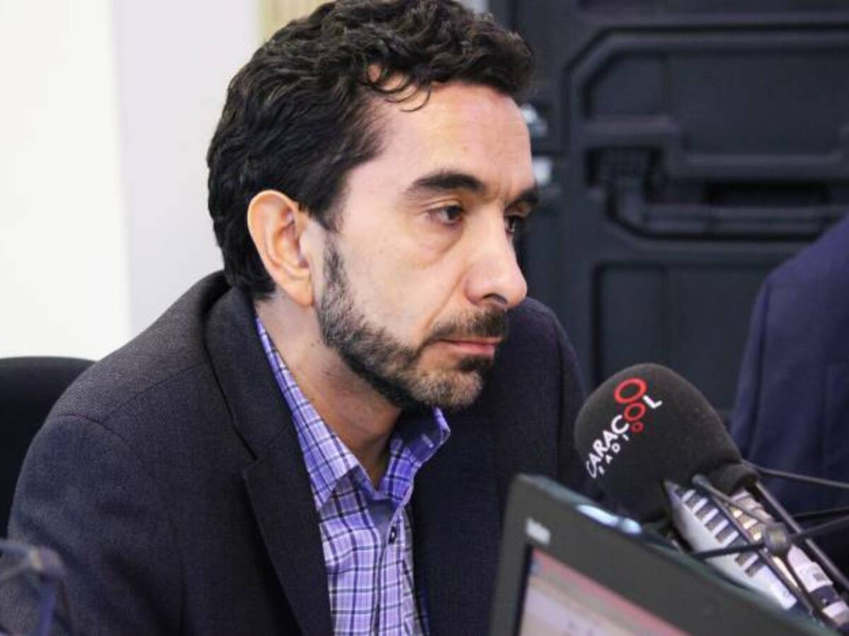 El uribismo quisiera un sometimiento; no una negociación: Rodríguez