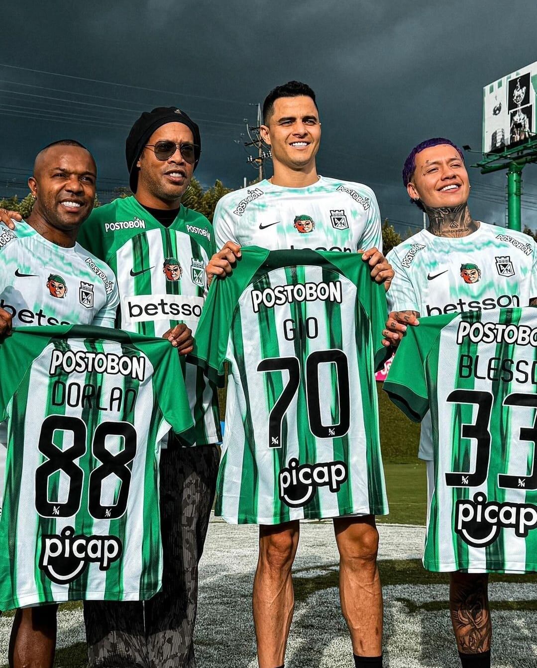 Dorlán Pabón, Ronaldinho Gaucho, Giovanni Moreno, Blessd. Foto: cortesía.