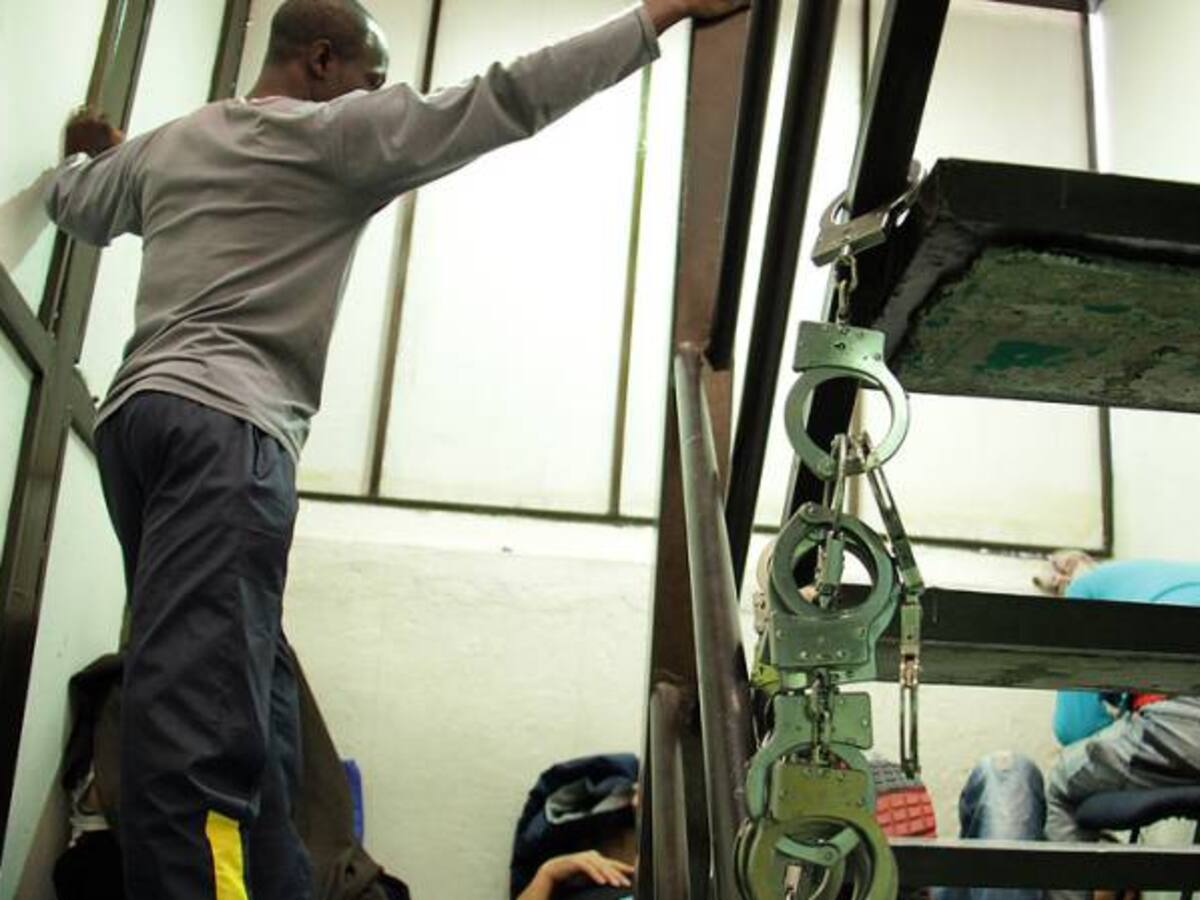 Maltrato a guerrilleros presos podría tener un “desenlace indeseado”: Farc