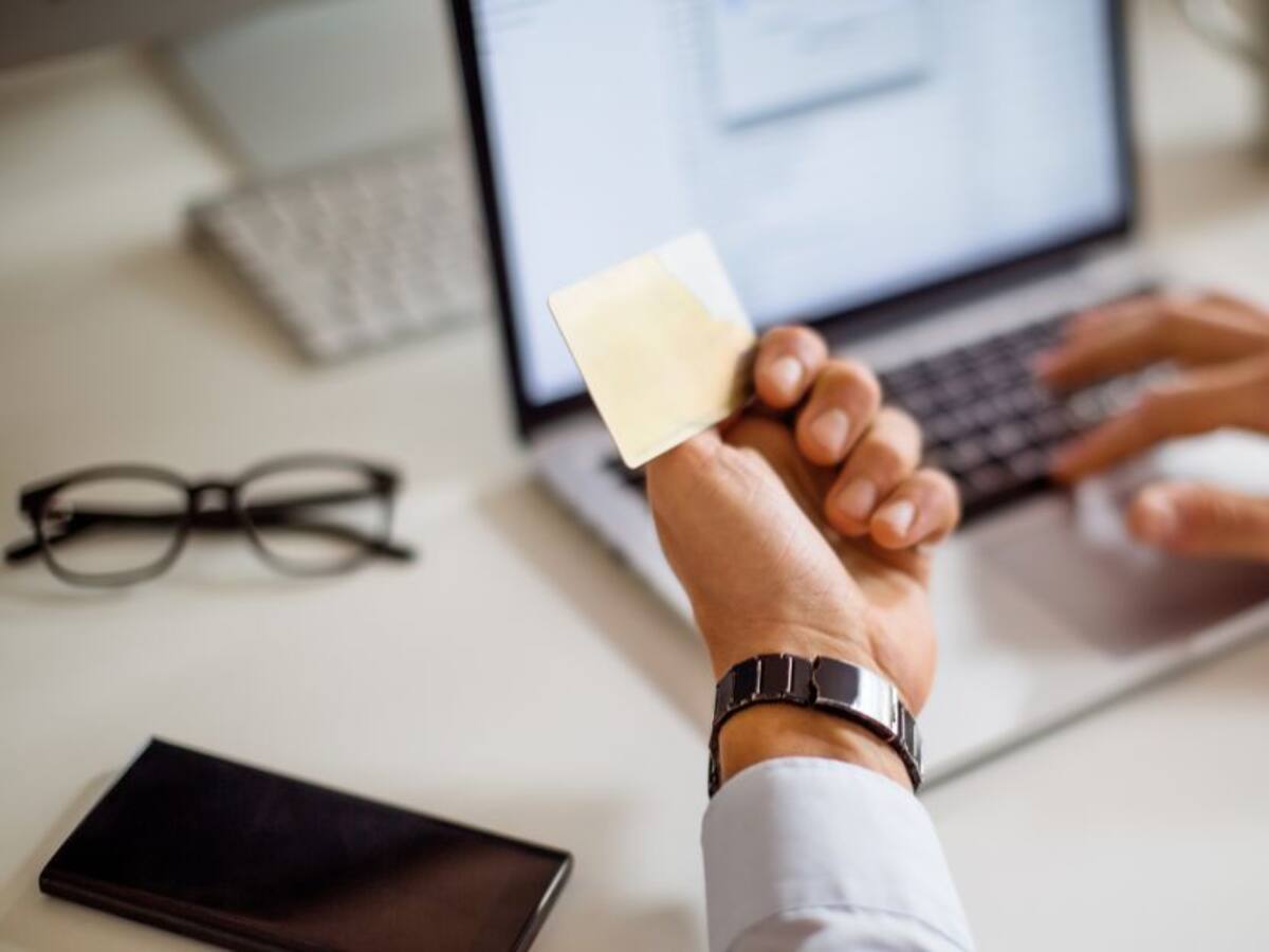 Pagos del día sin IVA solo se efectuarán con factura electrónica: DIAN