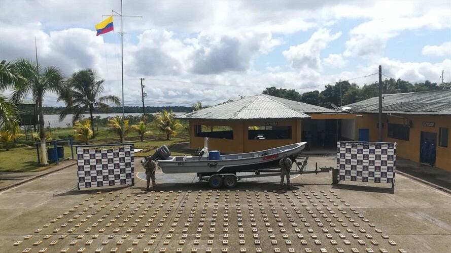 Al inspeccionar su interior, los militares encontraron 31 bultos que contenían 932 kilos de cocaína/ Imagen de referencia. Foto: Colprensa
