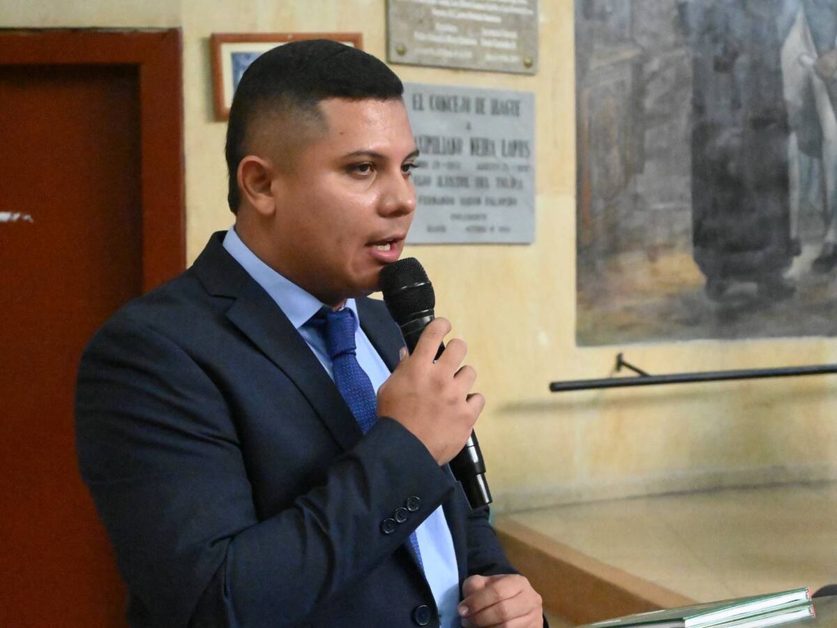 El abogado, Mauricio Gutiérrez, fue elegido nuevo secretario del Concejo de Ibagué