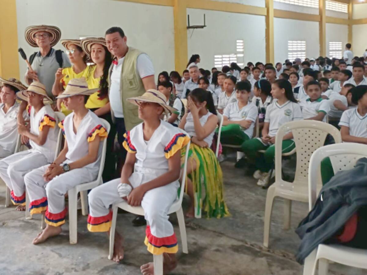 Estudiantes de los Montes de María celebraron la Colombianidad