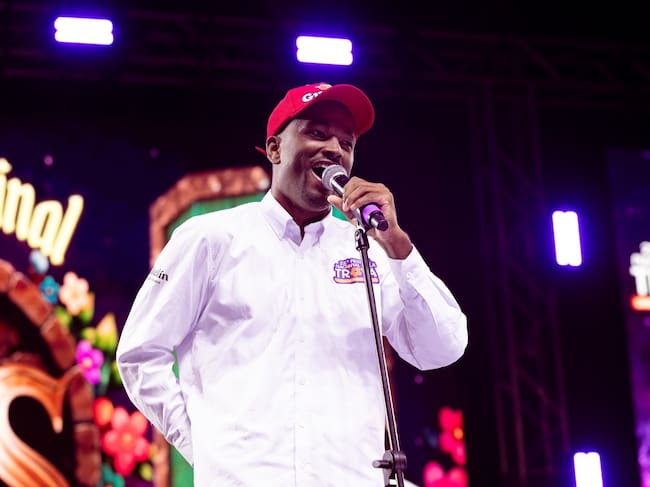 Guacuco, se coronó nuevamente rey del Festival Nacional de la Trova. Foto: Cortesía Alcaldía de Medellín