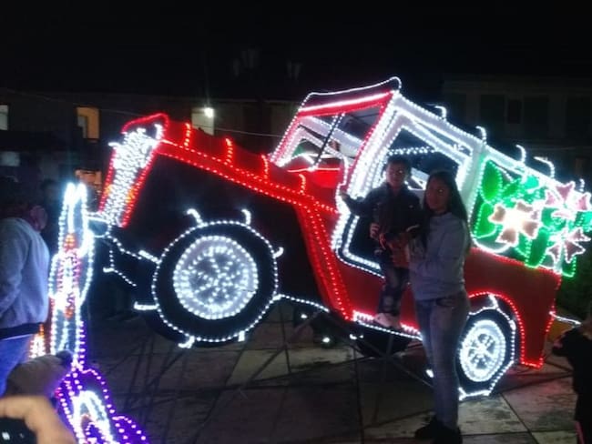 El tradicional Jeep Willys iluminado en navidad en #Salento #Quindío