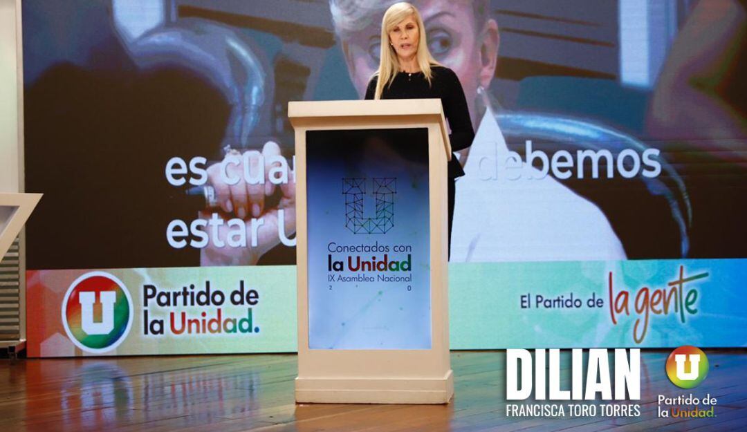 Presidenta de la U Dilian Francisca Toro