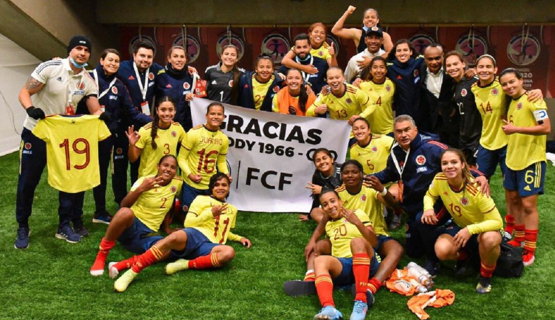 Las jugadoras de la Selección Sub-20 dedicaron su clasificación al cuadrangular final a la memoria de Freddy Rincón.