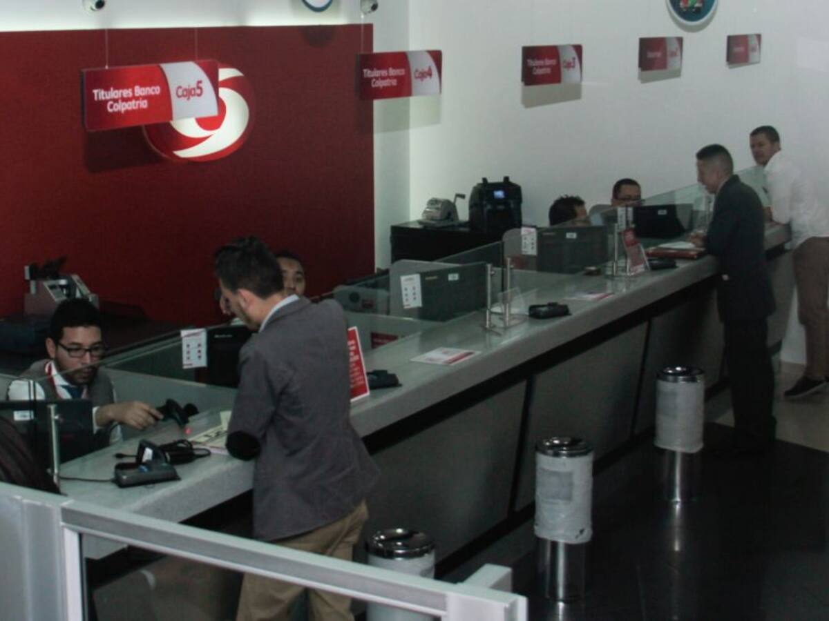 Actor Marcelo Cezán pide a bancos congelar obligaciones por coronavirus