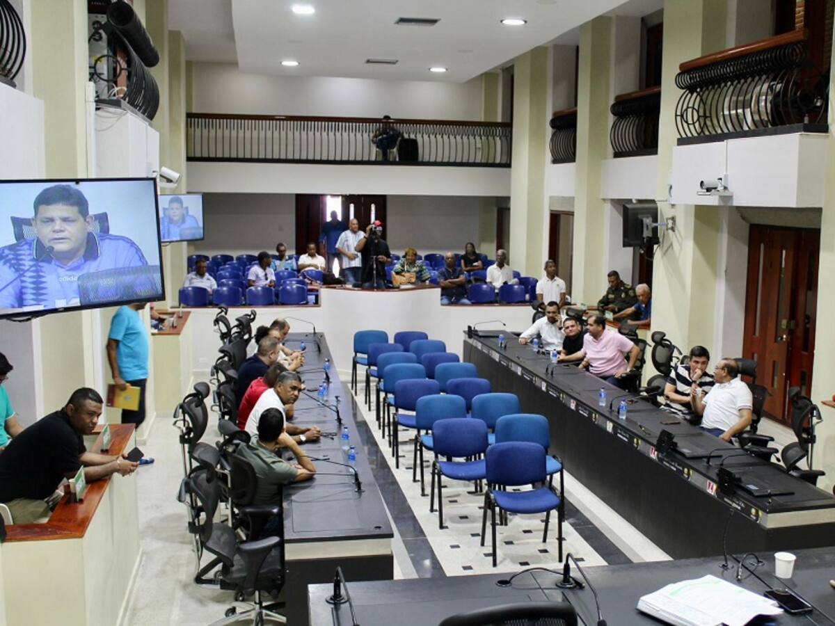 Concejo de Cartagena advierte deterioro del puente que une a Manga con El Bosque