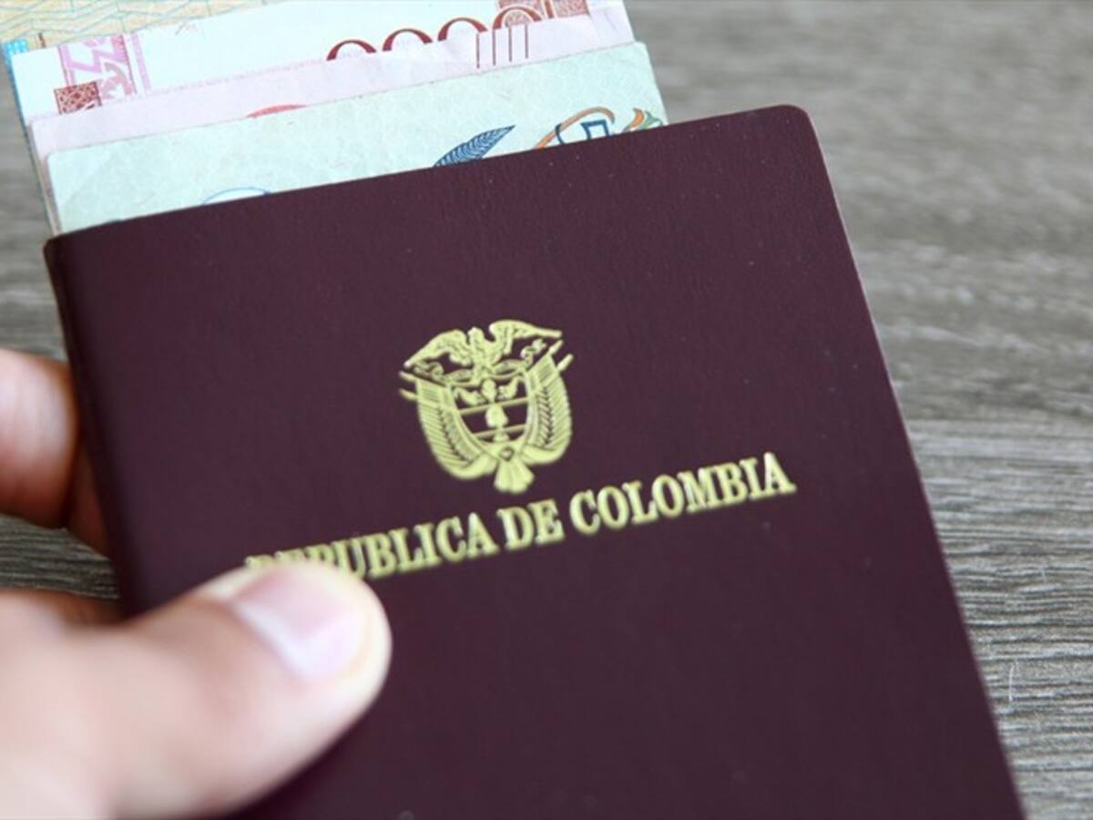 Pasaportes siguen siendo un dolor de cabeza: no hay citas