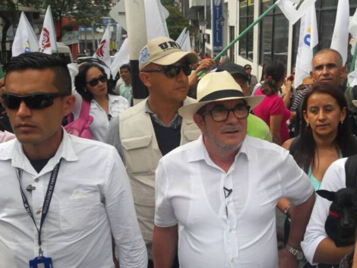 Con gritos e insultos recibieron en Armenia a Timochenko