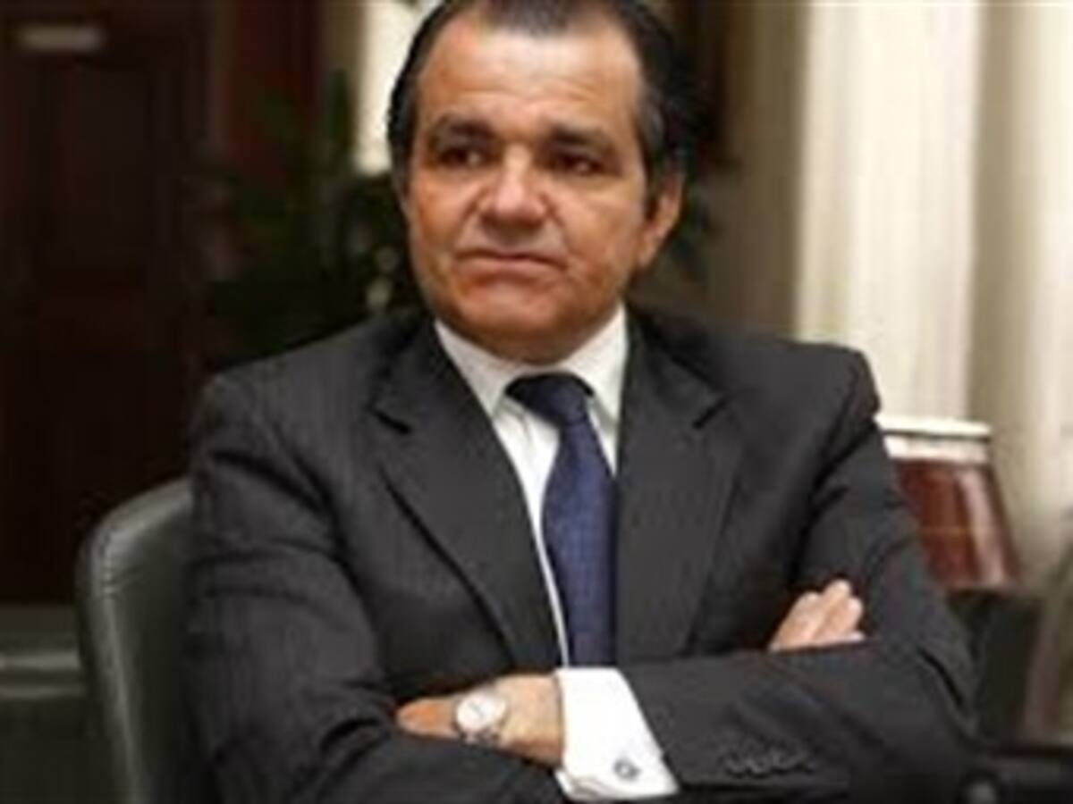 Oscar Iván Zuluaga se pronuncia respecto al fallo de la Procuraduría