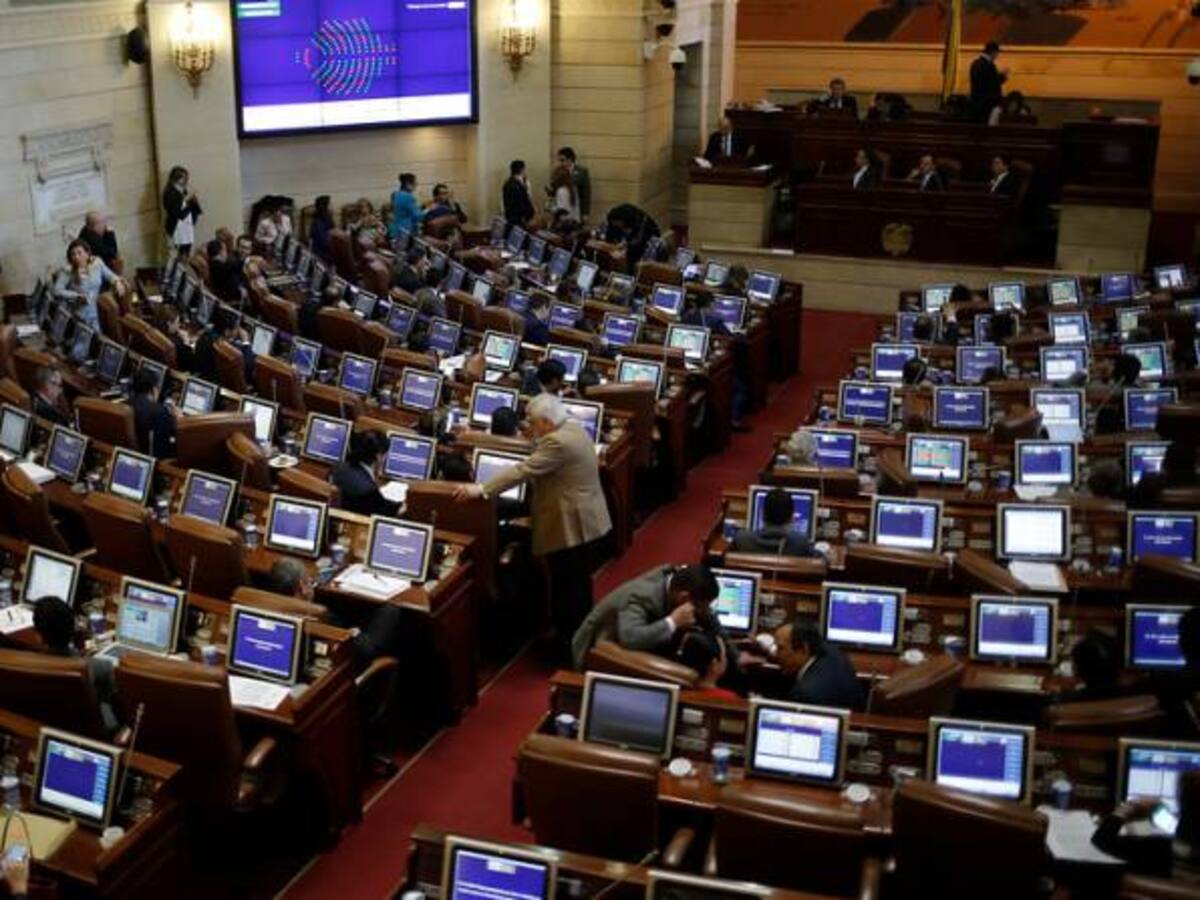 Plenarias del Senado y Cámara iniciaron trámite de la tributaria
