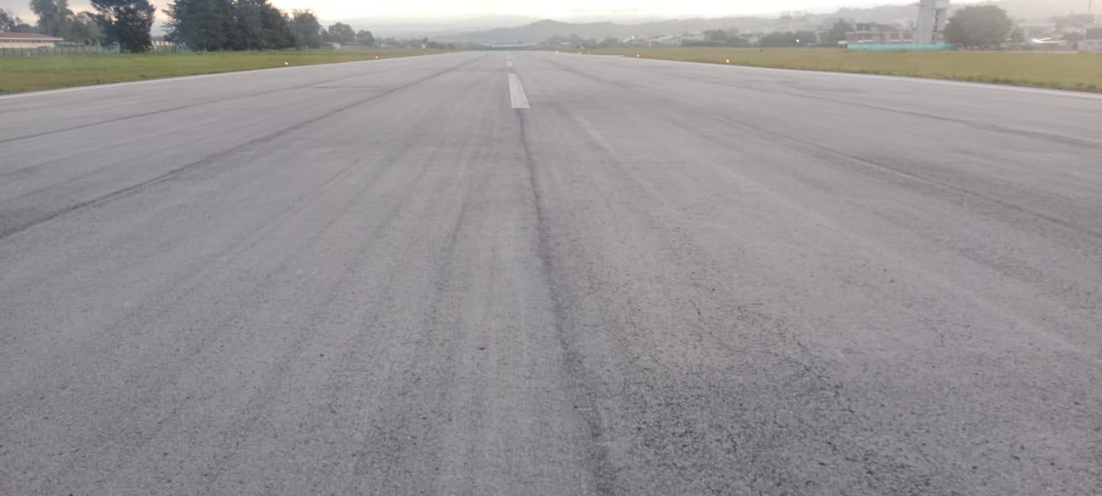 Hay presencia de ceniza volcánica en el Aeropuerto Guillermo León Valencia de Popayán. Crédito: Aeronáutica Civil.