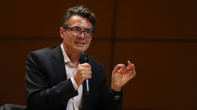"Abre las posibilidades de construir juntos": Gaviria responde a la propuesta de unidad que planteó Fajardo