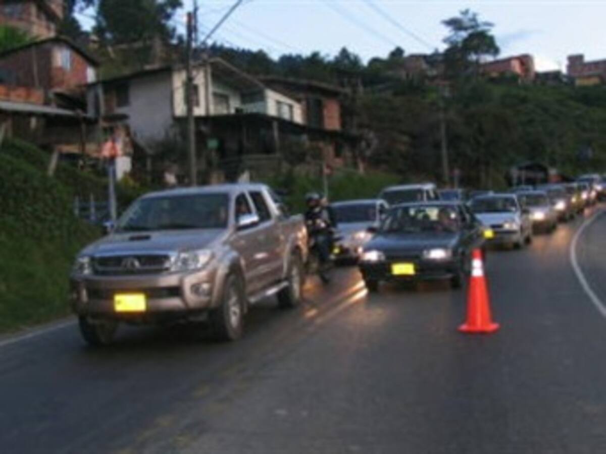 Dos muertos y nueve heridos en carreteras de Antioquia en Plan Éxodo