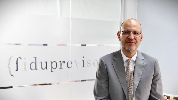 Hernán Bayona, expresidente del Fomag denuncia reintegro de funcionarios de polémica administración de Fiduprevisora
