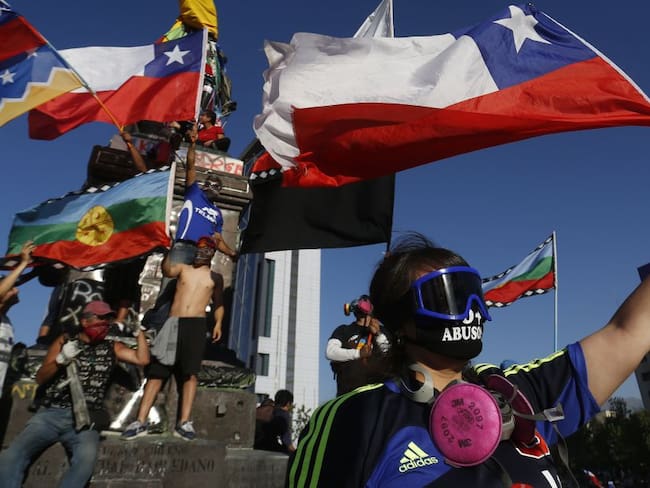 Gobierno chileno se reúne con organizaciones sociales para mitigar crisis