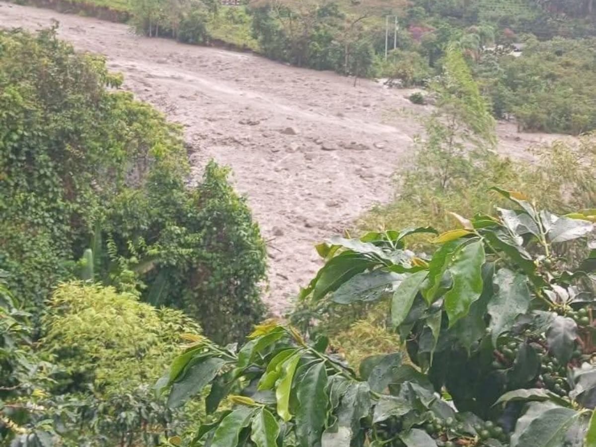 Emergencia por lluvias en El Águila, Valle deja cerca de 60 familias de zona rural incomunicadas