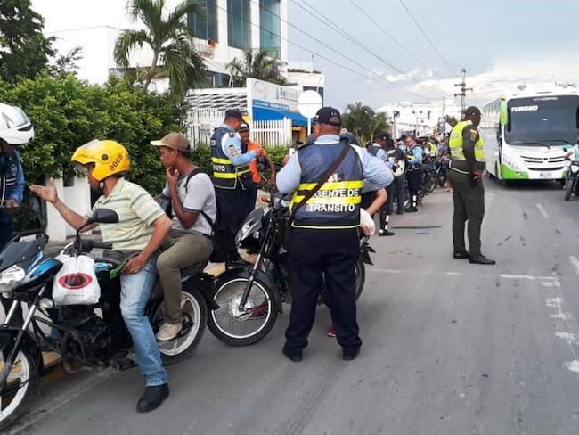 Autoridades de Cartagena intensifican operativos de control a motos