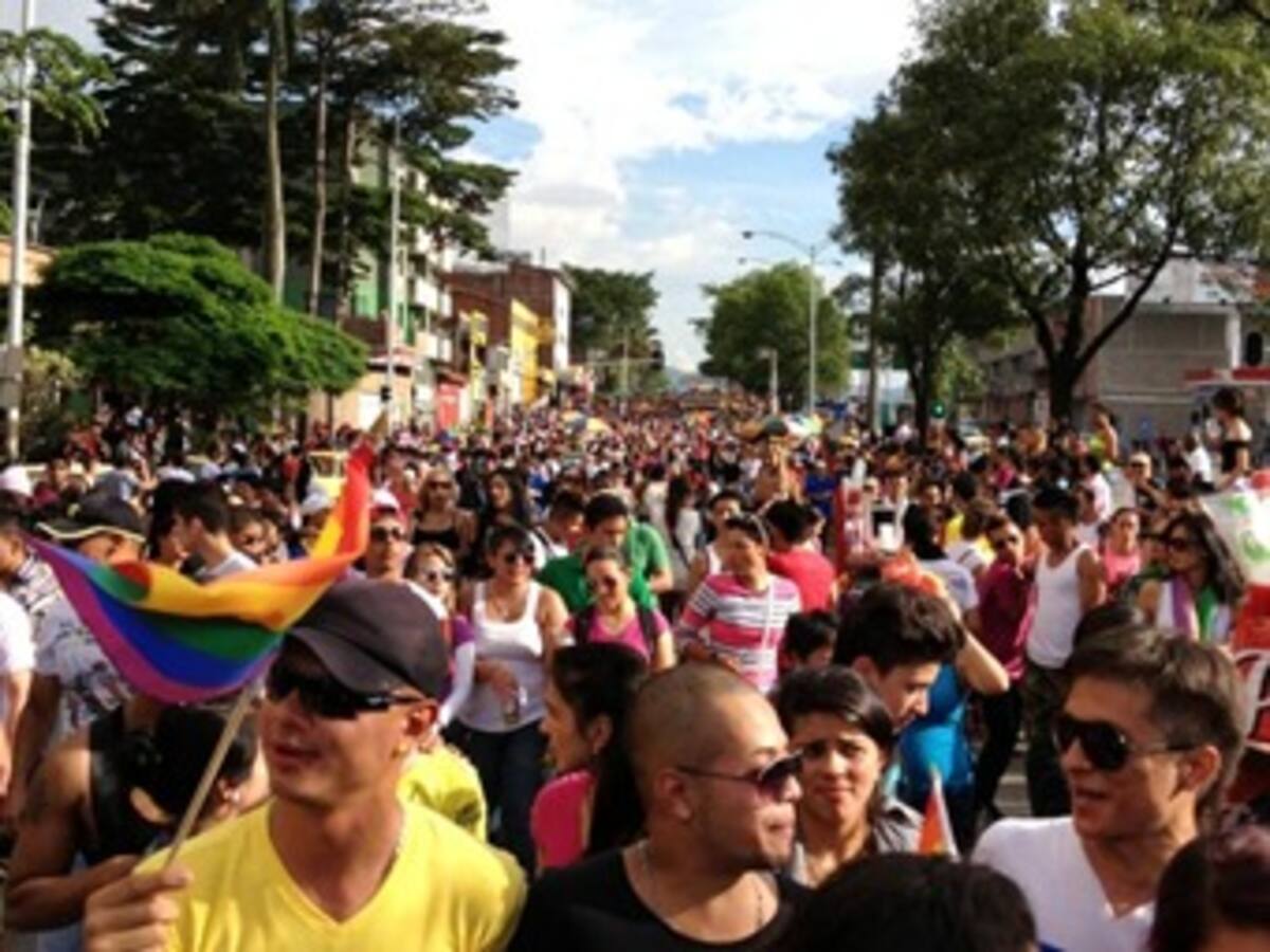 Masiva marcha de la diversidad sexual en Medellín