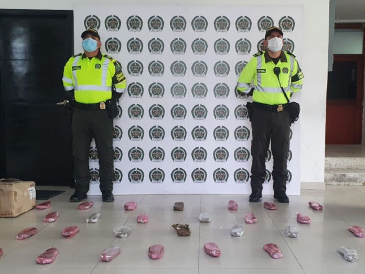 Incautan 10 kilos de marihuana en 'narco zapatos' en Barranquilla