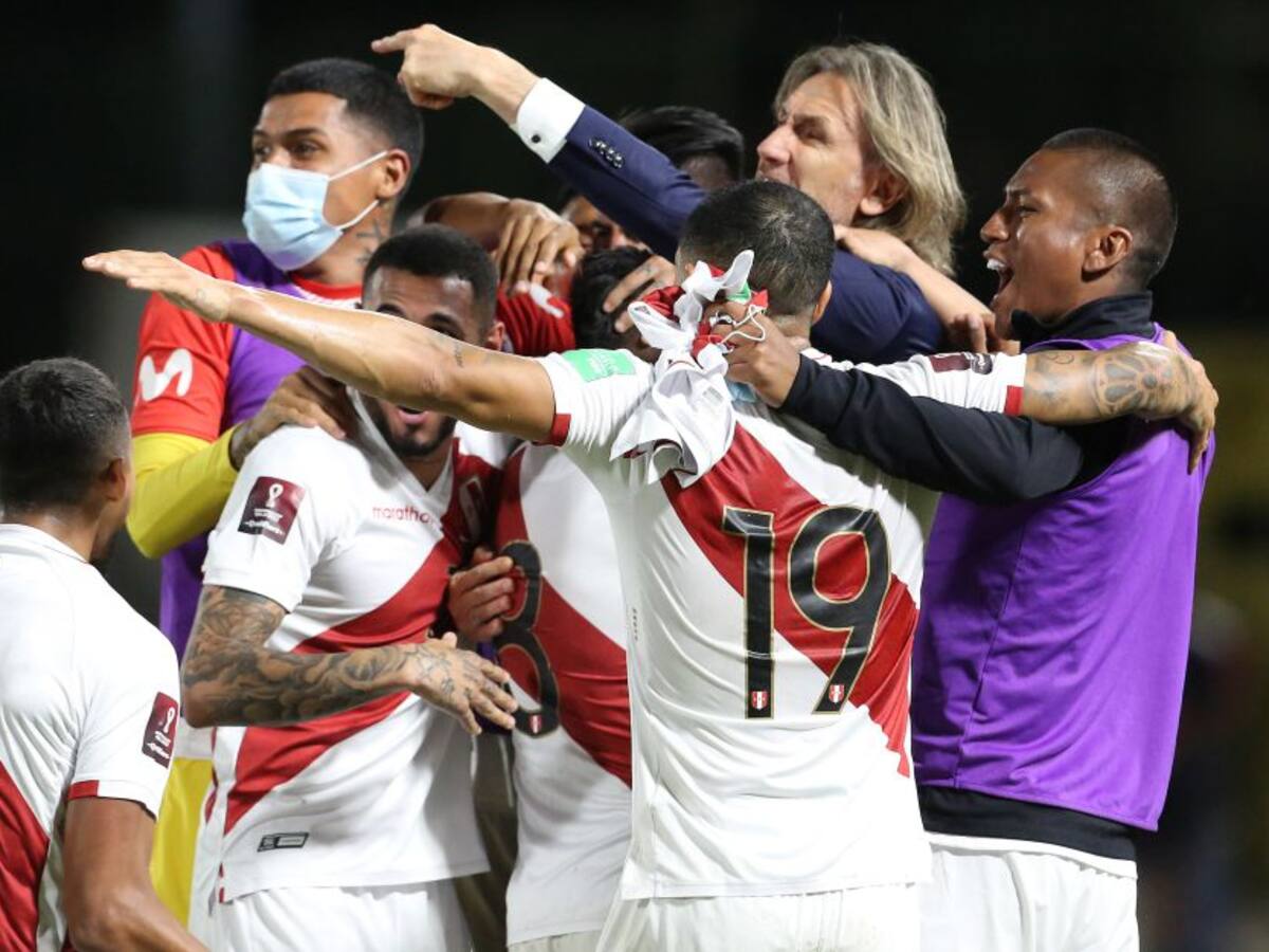 Perú también se prepara antes de duelo ante Colombia: Jugará amistoso