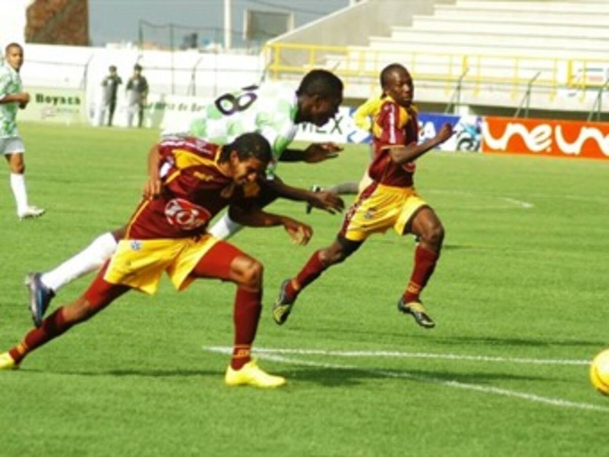 Con goleada Boyacá Chicó ganó su primer partido de la Liga frente a Tolima