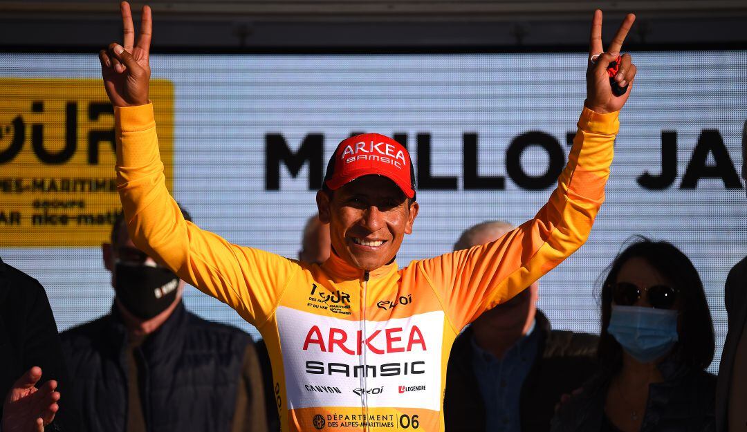 Nairo Quintana festeja su segundo título de la temporada.