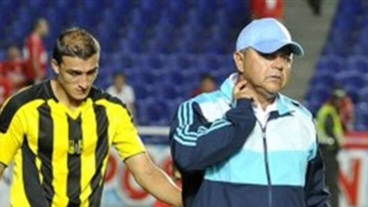 Héctor Estrada no seguirá dirigiendo al Alianza Petrolera