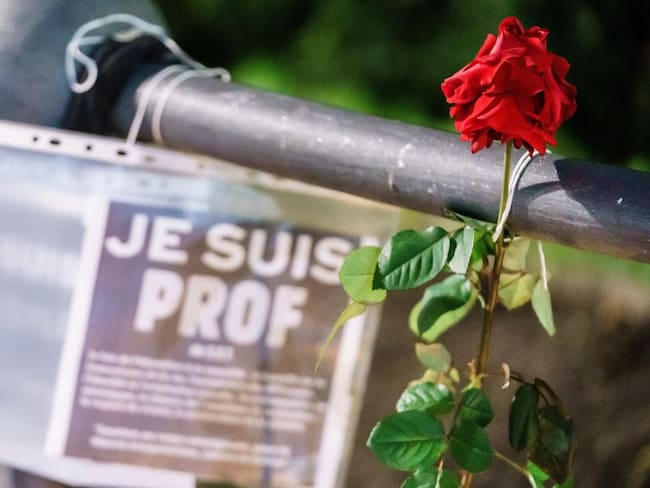 Varios estudiantes involucrados en la decapitación de profesor en Francia
