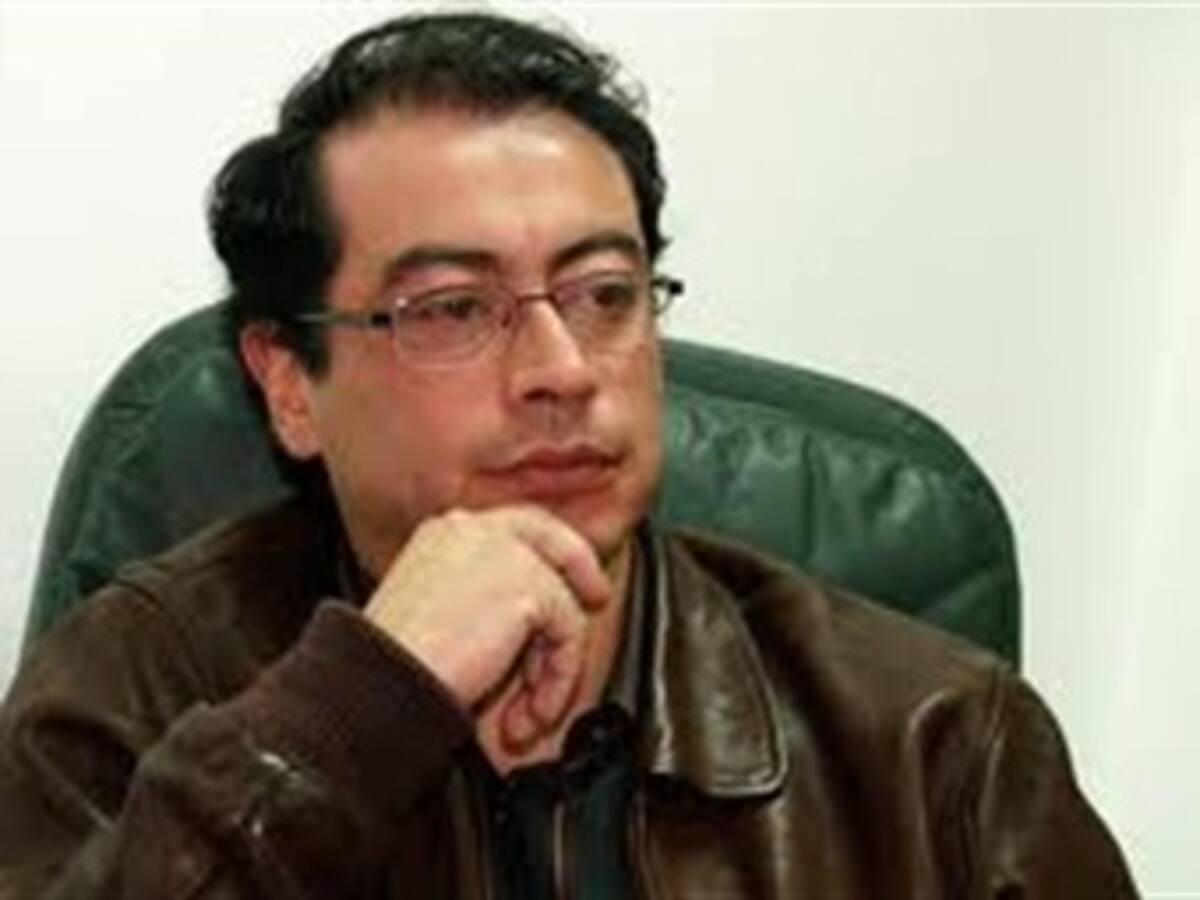 “Voy por los votos de la ciudadanía, que es multicolor”: Gustavo Petro