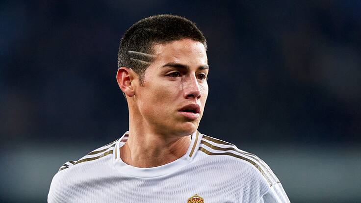 MADRID, SPAIN - FEBRUARY 06: James Rodriguez of Real Madrid looks on during the Copa del Rey Quarter Final match between Real Madrid CF and Real Sociedad at Estadio Santiago Bernabeu on February 06, 2020 in Madrid, Spain. (Photo by Quality Sport Images/Getty Images)