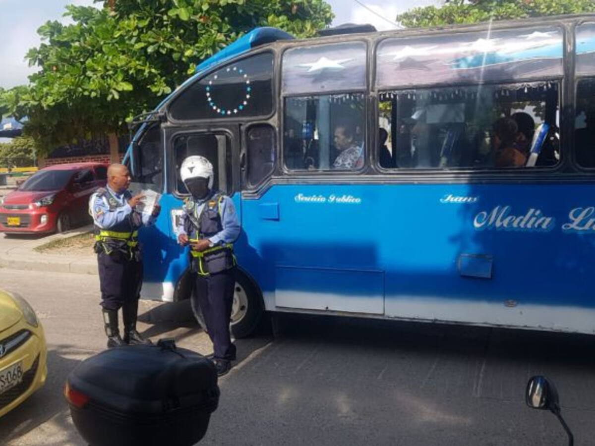 Sancionan a conductores de busetas en Cartagena por incumplir recorrido