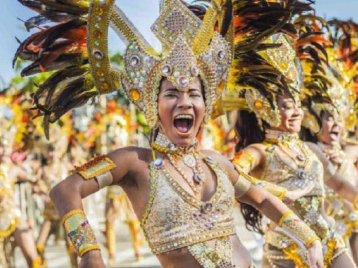 Fiesta de Comparsas de Tradición especial de Carnaval para este sábado