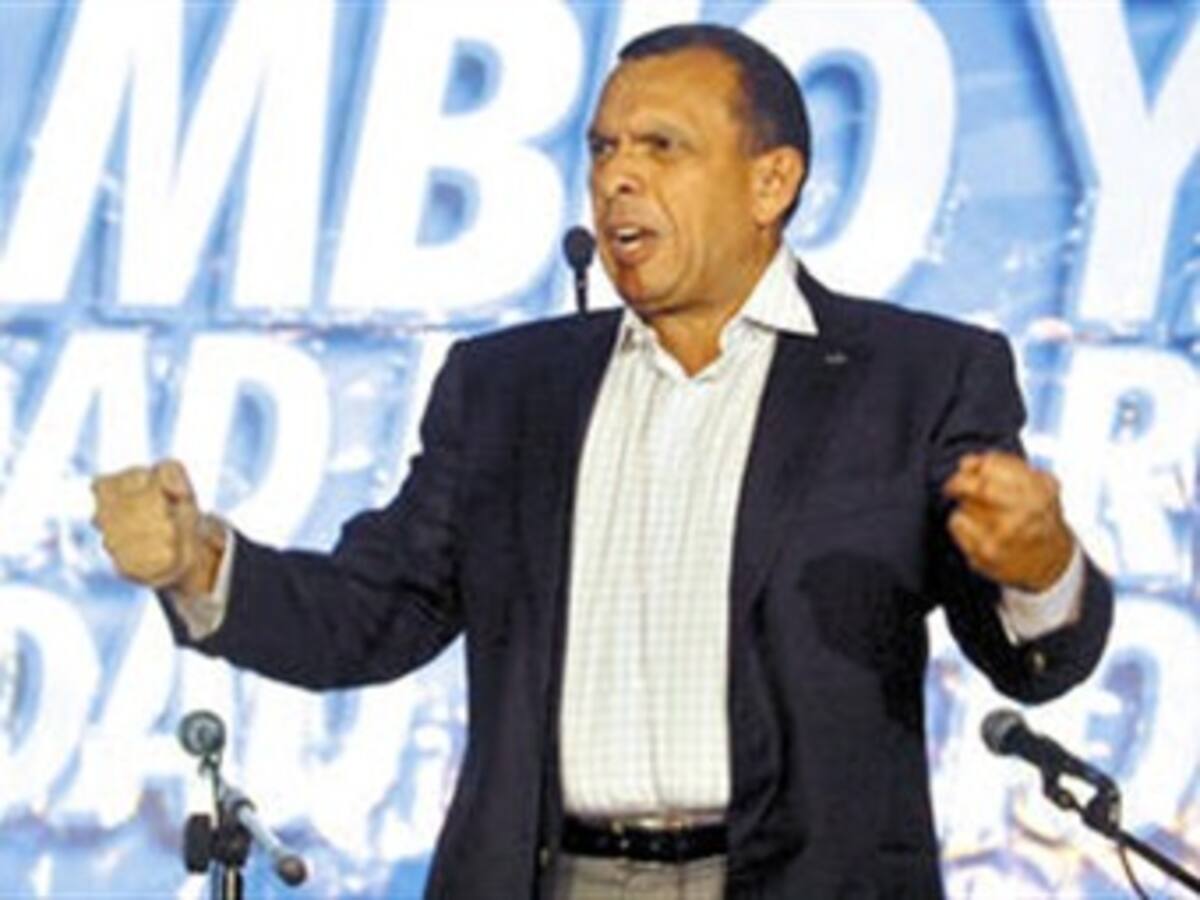 Porfirio Lobo asumirá el poder en Honduras con poca presencia internacional