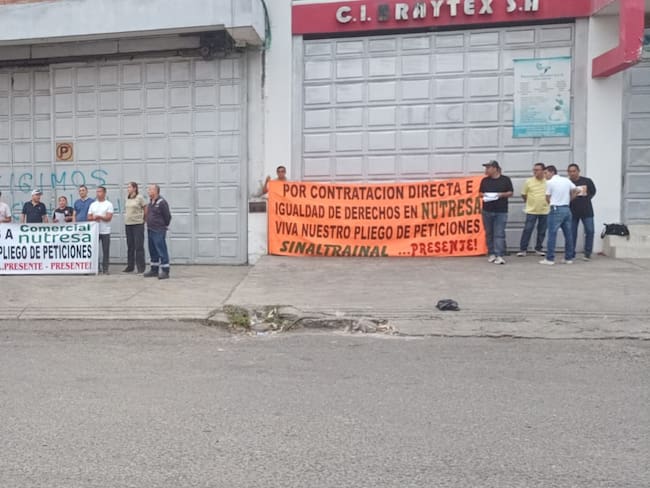 Protesta en Comercial Nutresa de Cúcuta. / Foto: Cortesía Jorge Patiño.