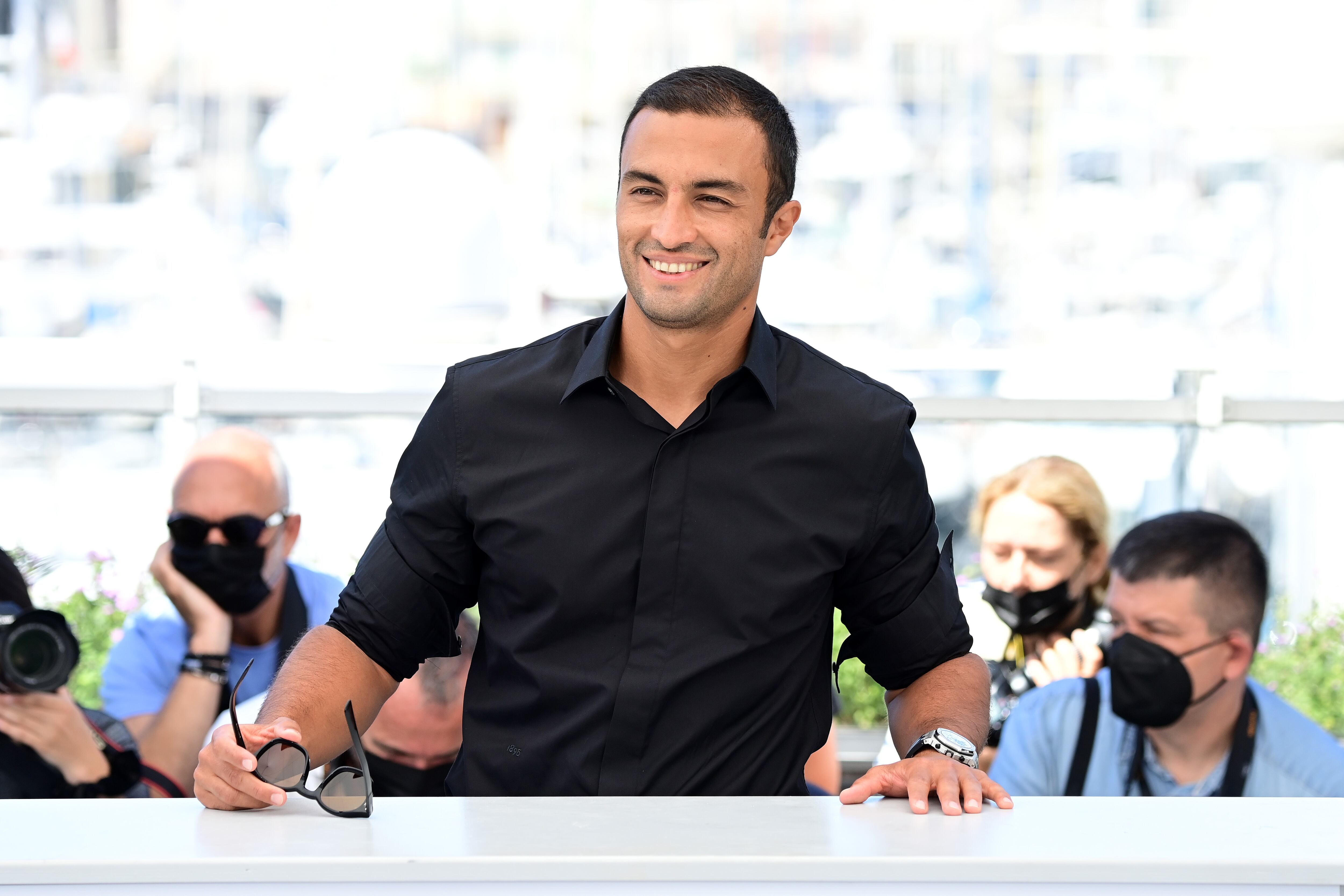 CANNES, FRANCE - JULY 14: Amir Jadidi attends the "Ghahreman (A Hero)" photocall during the 74th annual Cannes Film Festival on July 14, 2021 in Cannes, France. (Photo by Daniele Venturelli/WireImage)