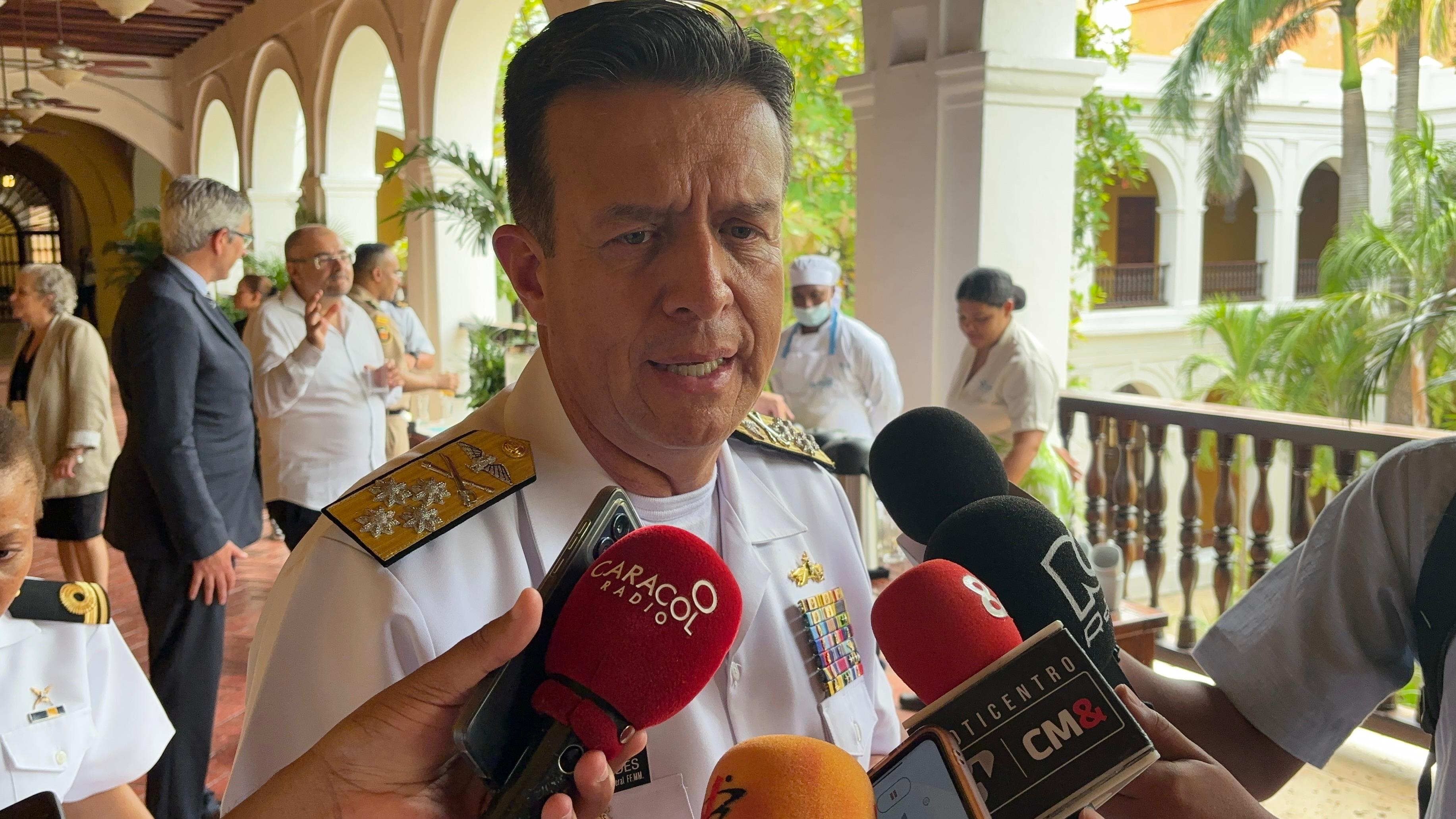 Comandante de las FFMM, Almirante Francisco Cubides