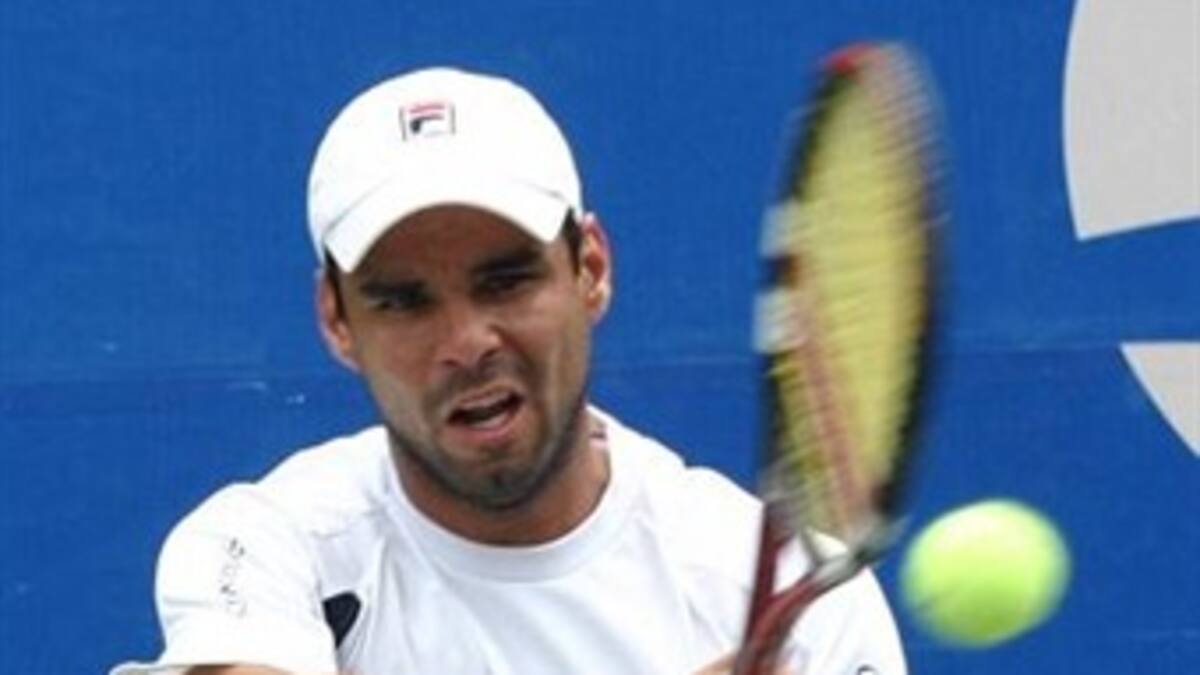 Alejandro Falla en octavos de final del Open de tenis de Rennes