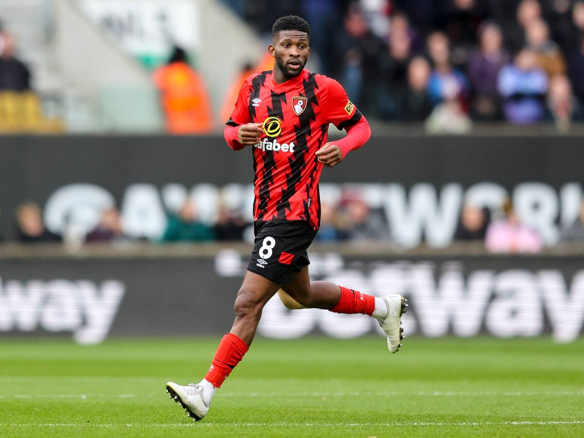 Jefferson Lerma no pudo terminar el partido con Bournemouth: ¿qué le pasó?