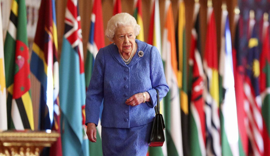 Reina Isabel II responde por las denuncias de Meghan Markle