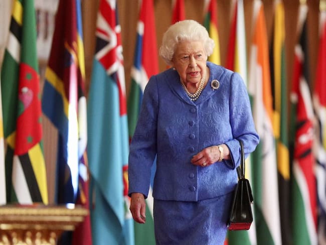 Reina Isabel II responde por las denuncias de Meghan Markle