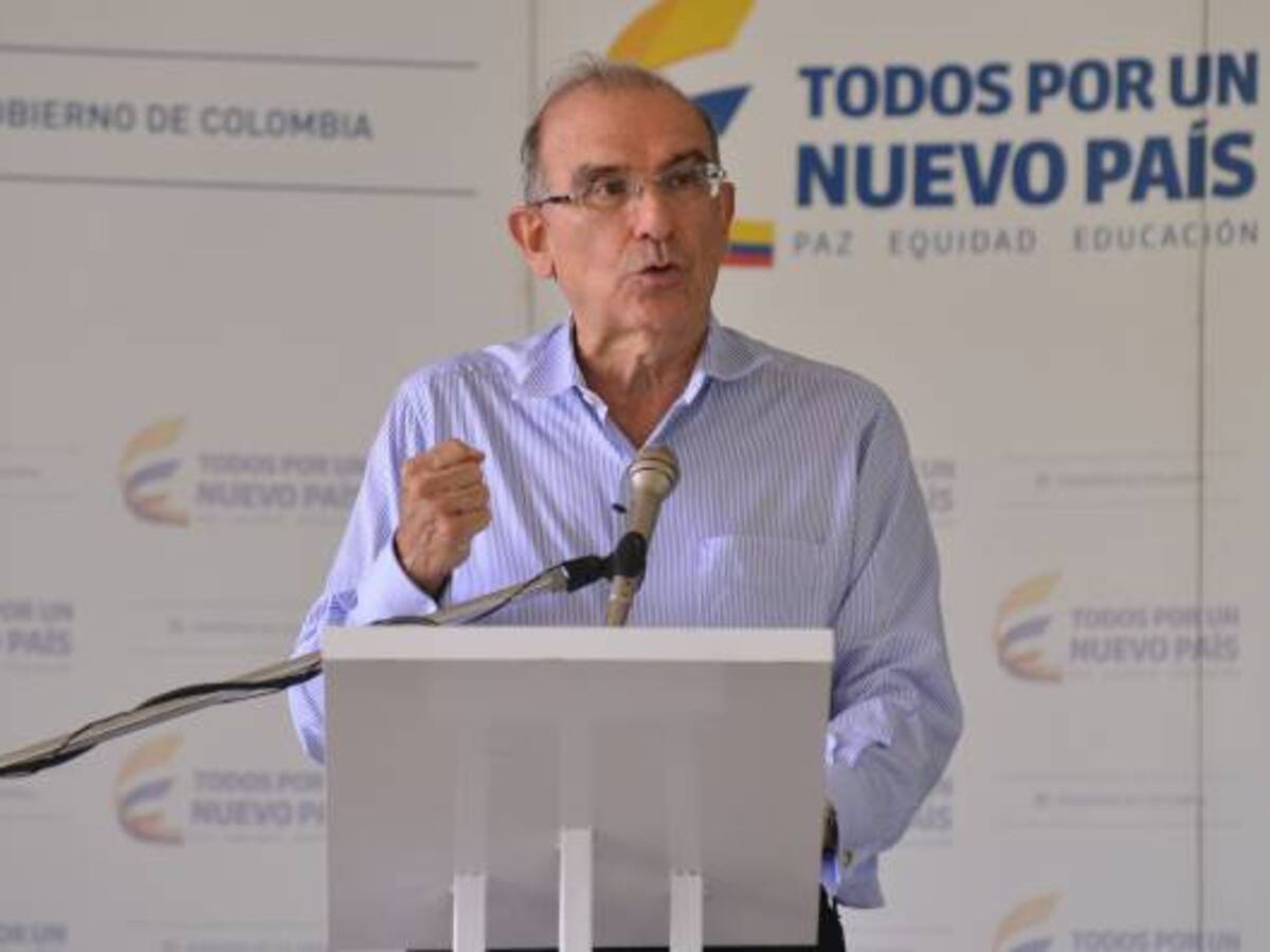 Debemos celebrar la apertura de Uribe al diálogo: Humberto de la Calle