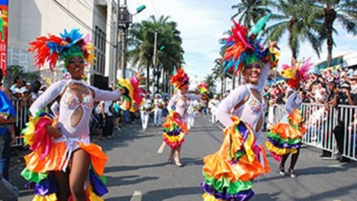 El inicio de la feria de Cali número 55 va marcado de salsa y folclor