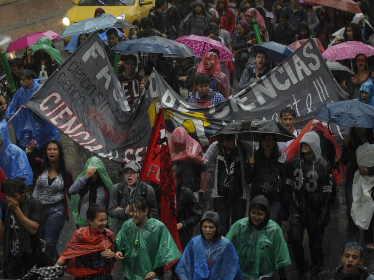 Lo que dicen los expertos sobre aporte voluntario para universidades