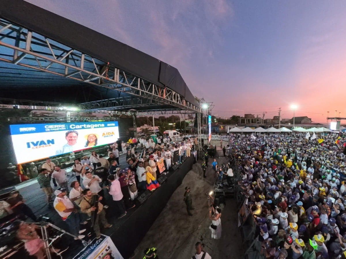 “Vamos a derrotar democráticamente a la extrema derecha colombiana”: Iván Cepeda en Cartagena