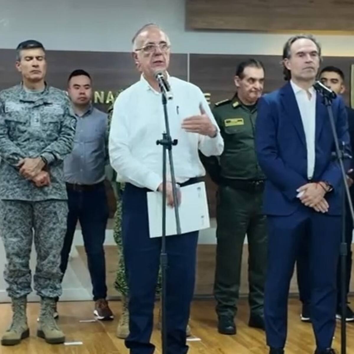 Gobierno analiza extensión de cese al fuego con disidencias de alias Calarcá