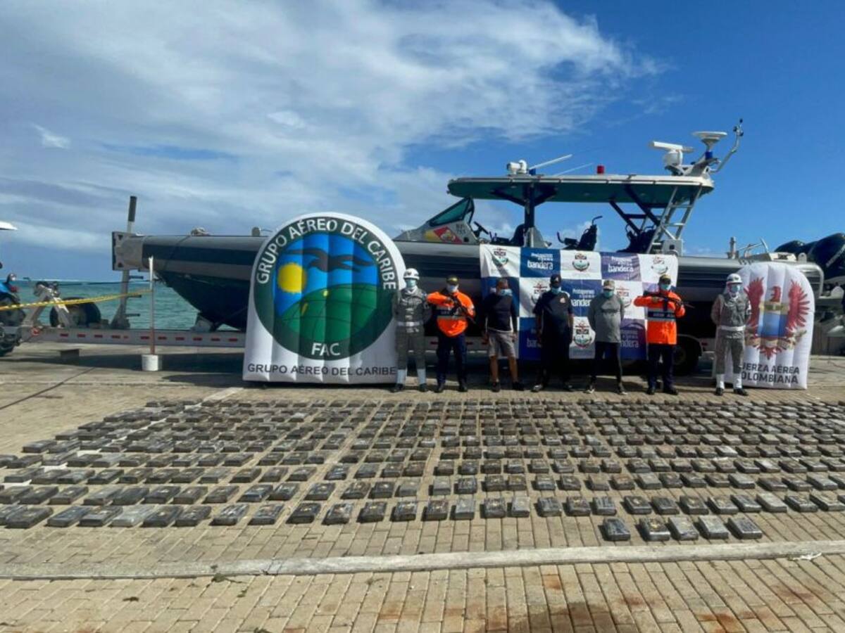 Fuerzas Militares incautan cocaína avaluada en 17 millones de dólares